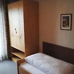Lachmayr 게스트하우스 3*