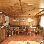 Guest house Lachmayr - Sommerkarte Inkludiert 3*